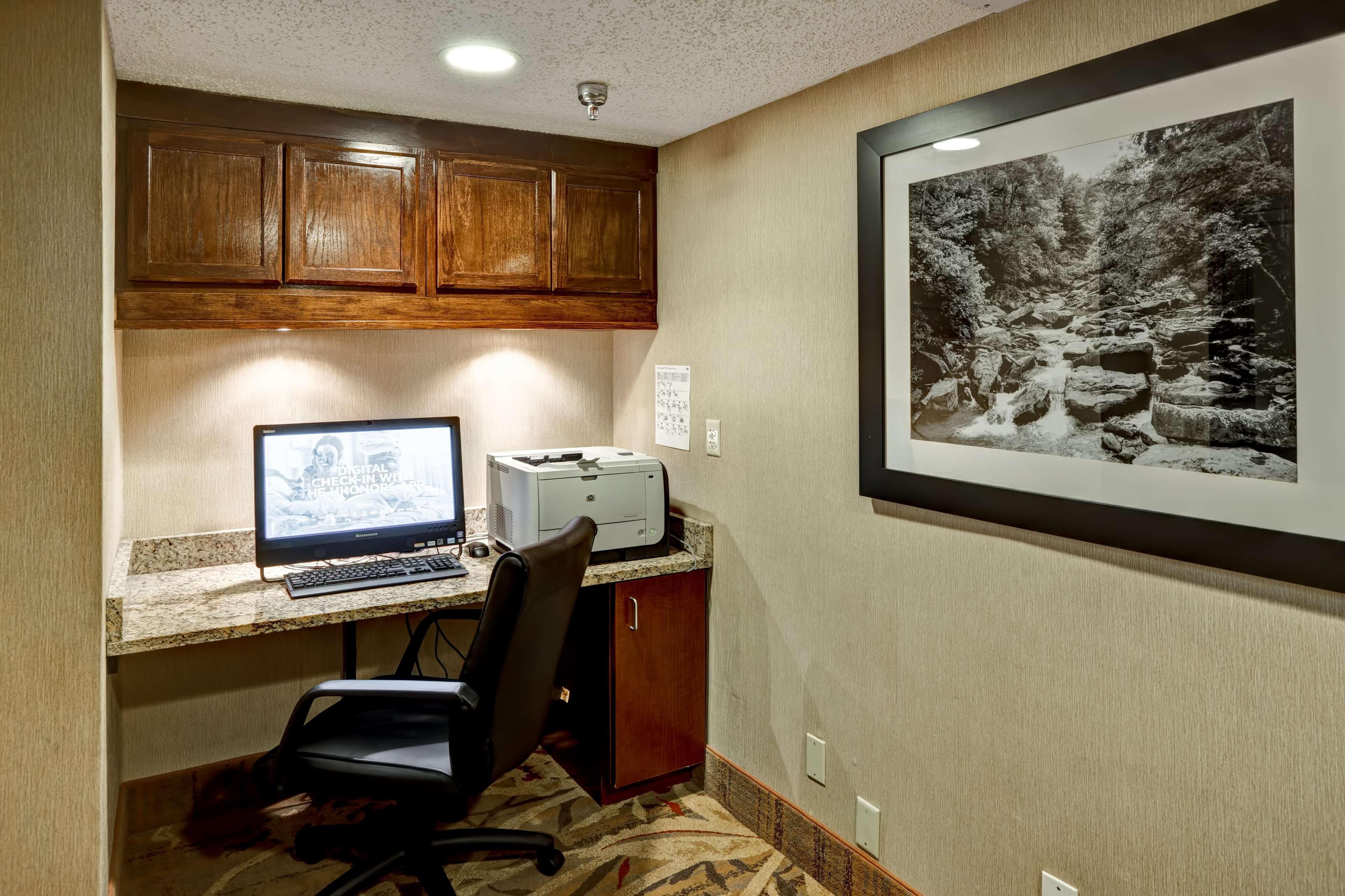 Hampton Inn Morgantown Exterior photo